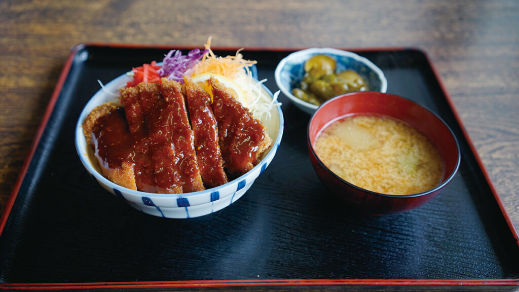 木島平村にあるお食事どころ「いちだや」の料理例